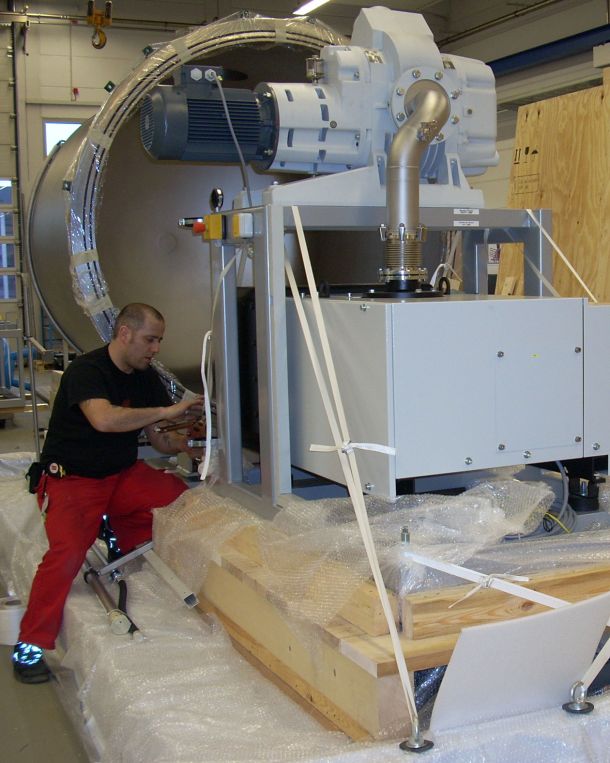 Verpackung wird kontrolliert